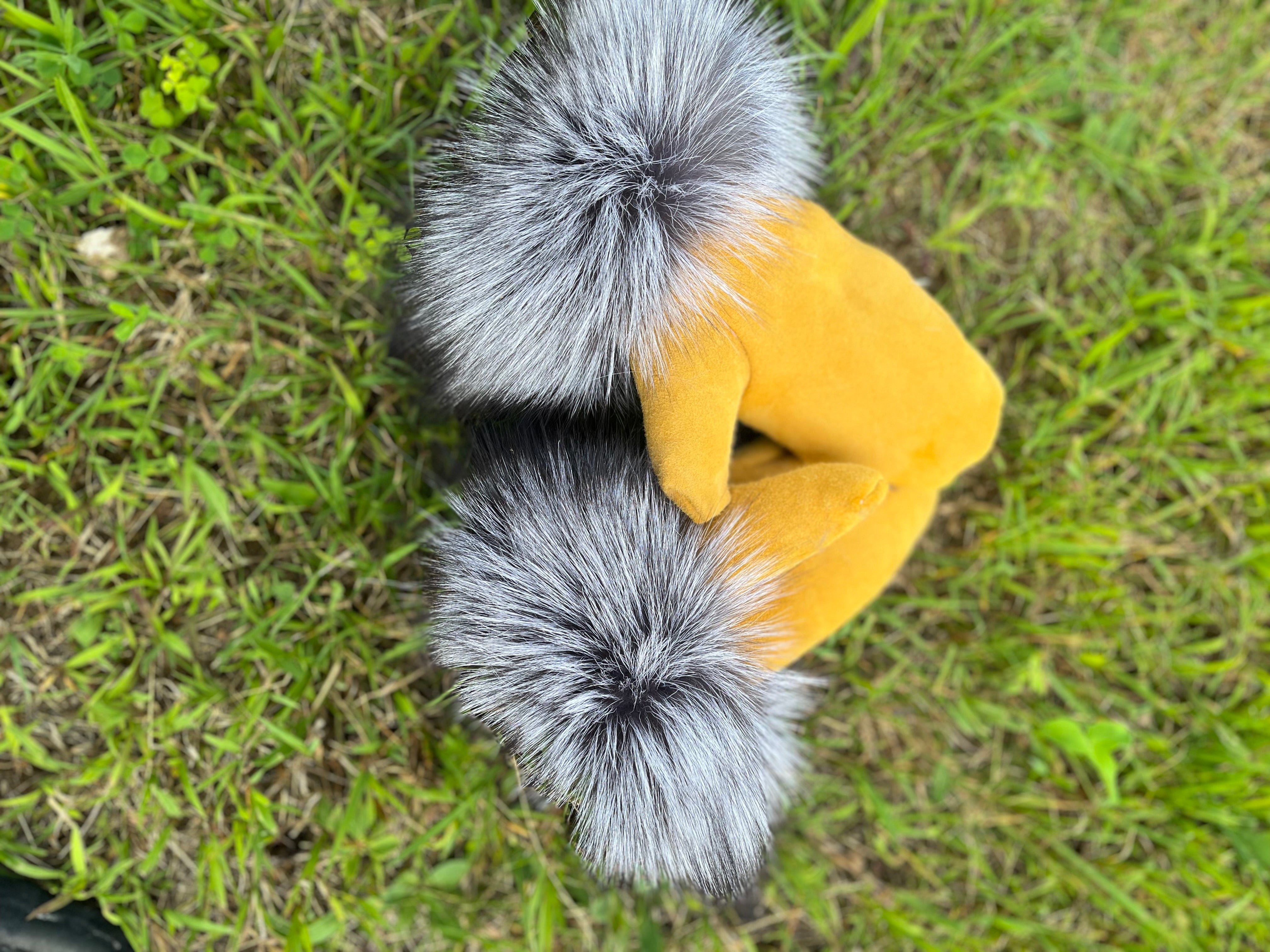 Silver fox cuffed mittens
